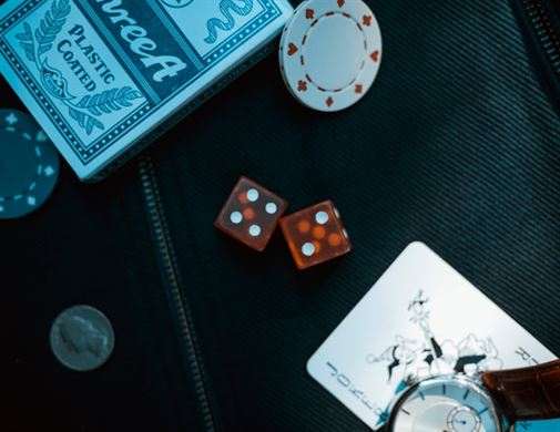 dados-poker